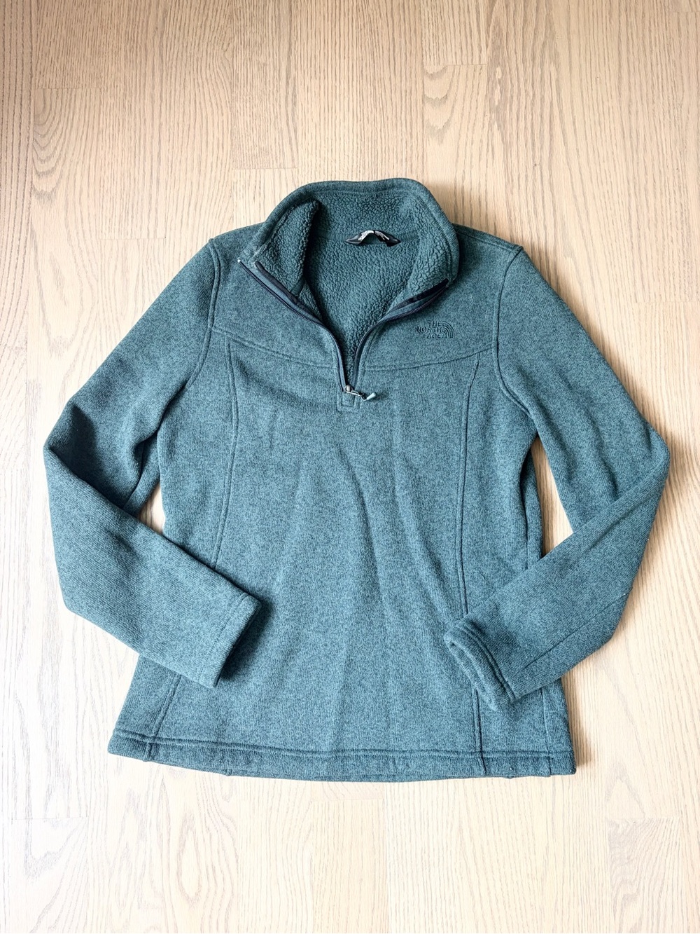 The North Face Women’s Quarter Zip Fleece Lined Pullover Sweater Forest Green
